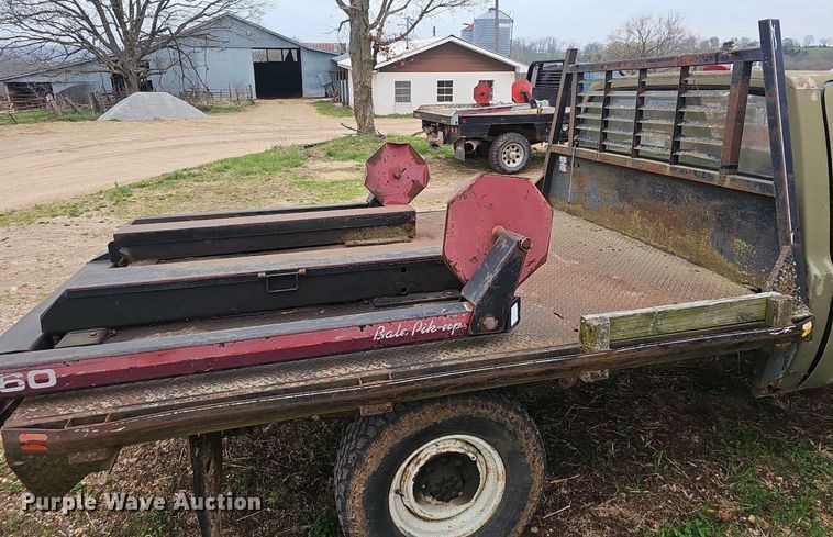 image for item EJ6226 1984 Chevrolet D30 bale bed pickup truck
