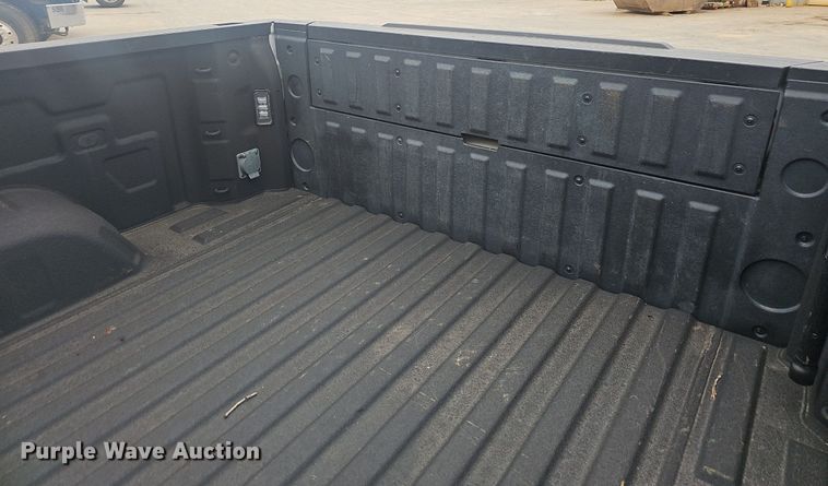 image for item EJ6277 2020 GMC  Sierra 1500 Crew Cab pickup truck