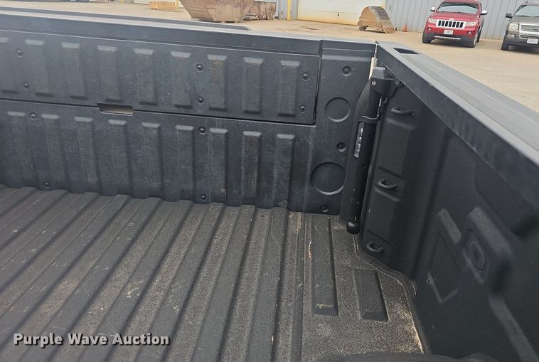 image for item EJ6277 2020 GMC  Sierra 1500 Crew Cab pickup truck