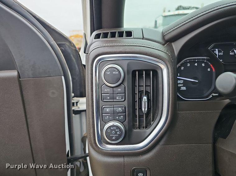 image for item EJ6277 2020 GMC  Sierra 1500 Crew Cab pickup truck