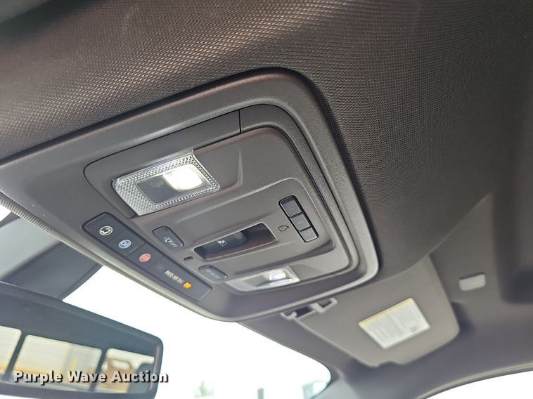 image for item EJ6277 2020 GMC  Sierra 1500 Crew Cab pickup truck