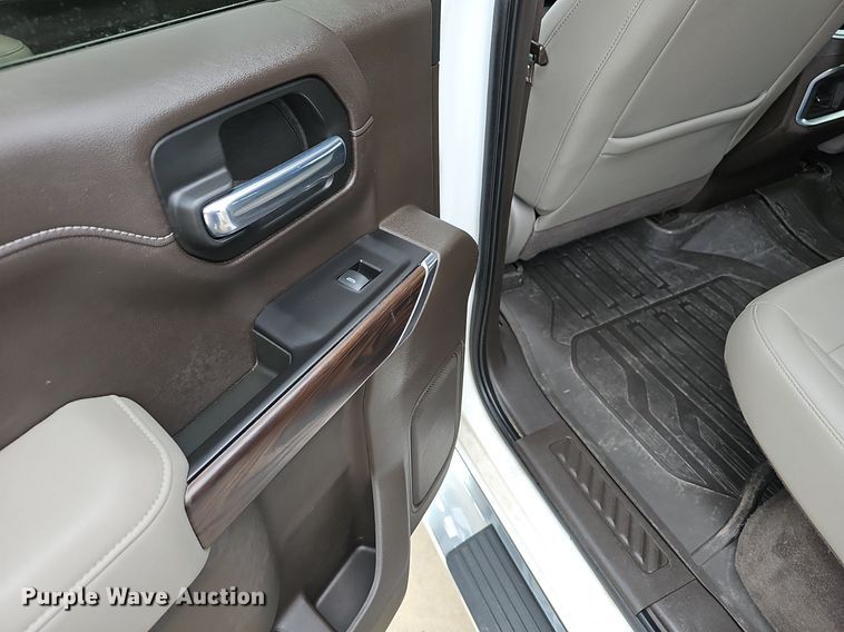 image for item EJ6277 2020 GMC  Sierra 1500 Crew Cab pickup truck