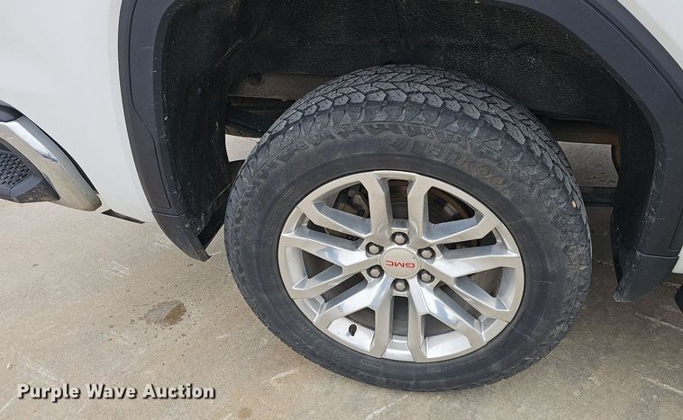 image for item EJ6277 2020 GMC  Sierra 1500 Crew Cab pickup truck