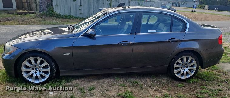 image for item EJ6302 2006 BMW  330xi 