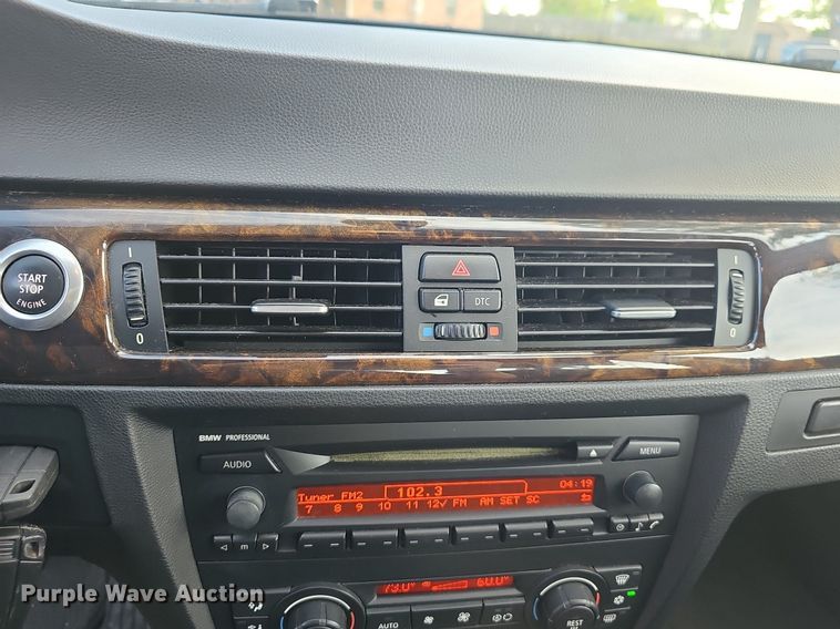 image for item EJ6302 2006 BMW  330xi 