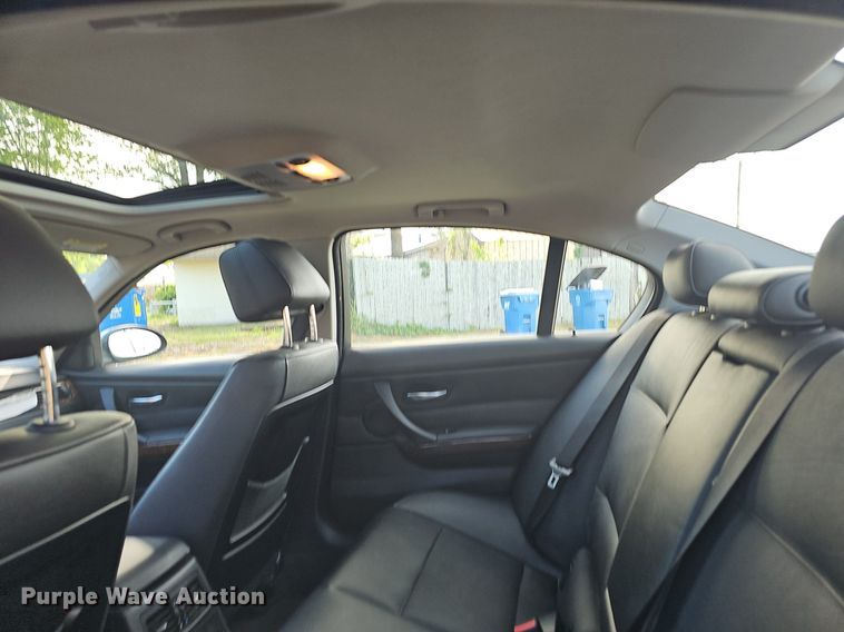 image for item EJ6302 2006 BMW  330xi 