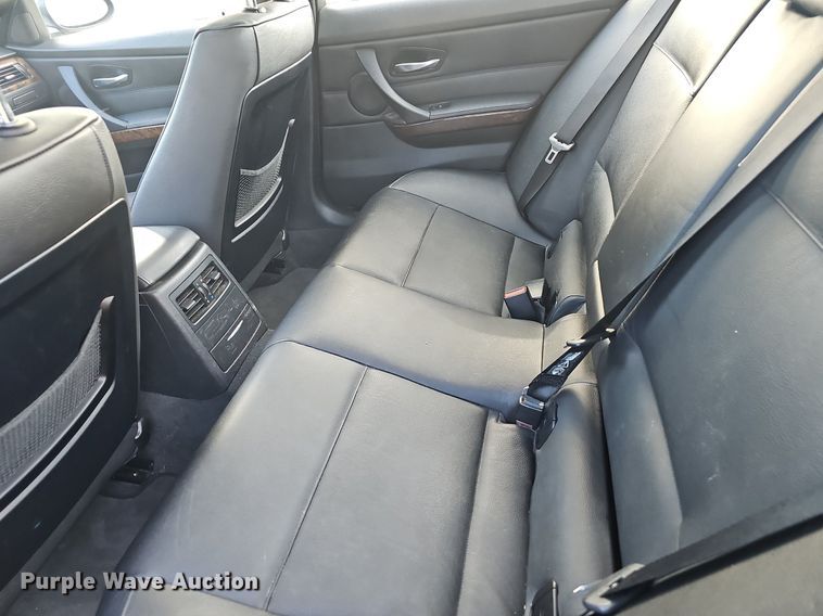 image for item EJ6302 2006 BMW  330xi 