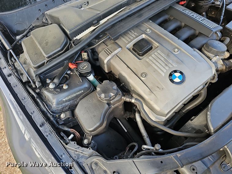 image for item EJ6302 2006 BMW  330xi 