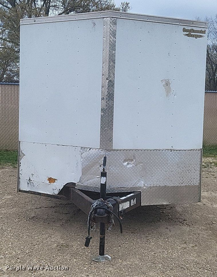 image for item EJ7853 2016 Continental Cargo enclosed cargo trailer