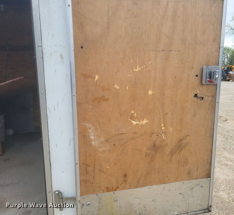 image for item EJ7853 2016 Continental Cargo enclosed cargo trailer