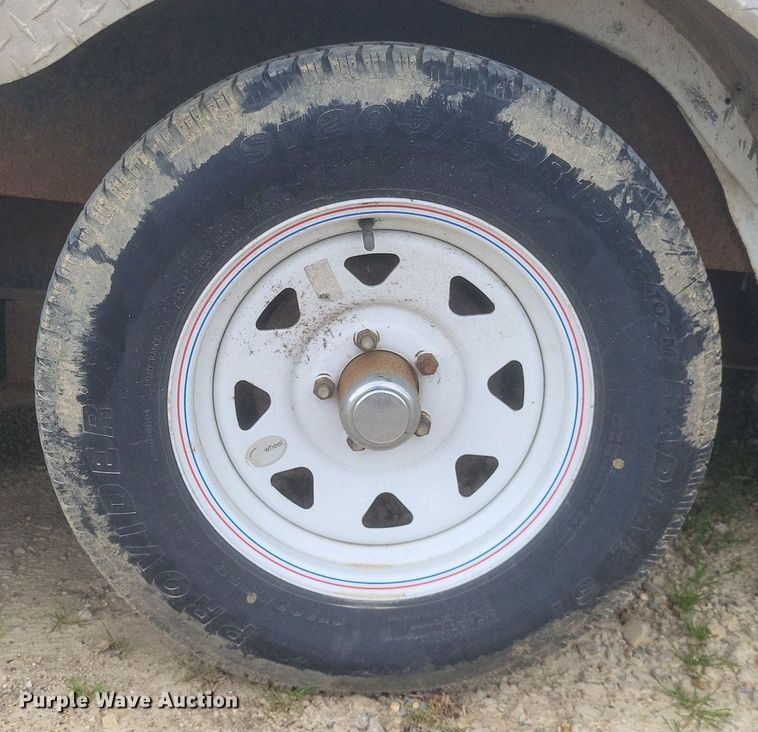 image for item EJ7853 2016 Continental Cargo enclosed cargo trailer