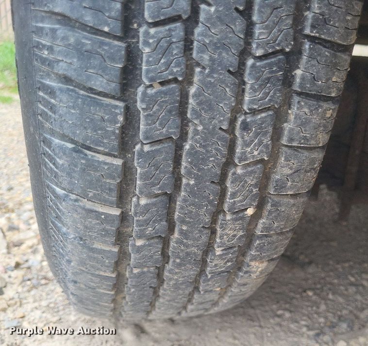 image for item EJ7853 2016 Continental Cargo enclosed cargo trailer