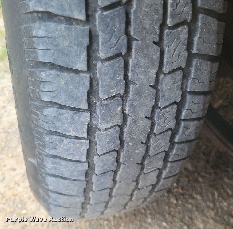 image for item EJ7853 2016 Continental Cargo enclosed cargo trailer