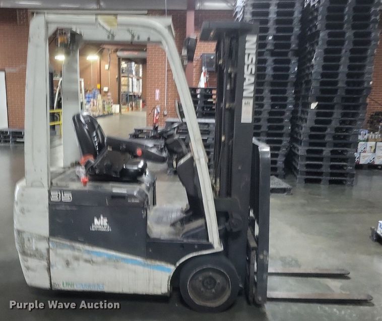 image for item EJ7896 Nissan 1N1L18V forklift