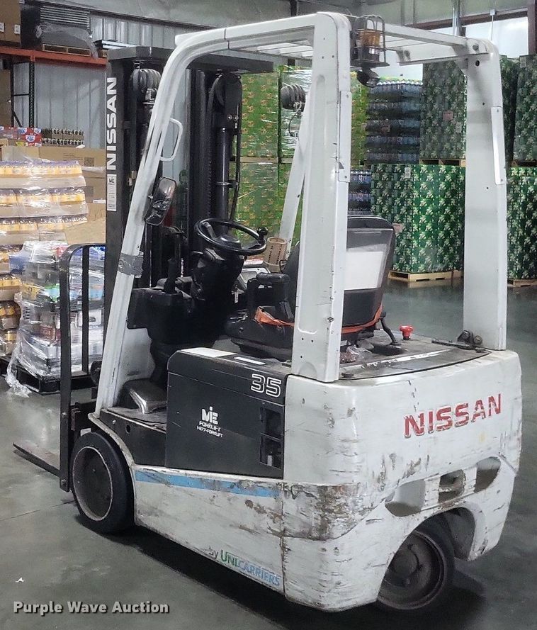 image for item EJ7896 Nissan 1N1L18V forklift