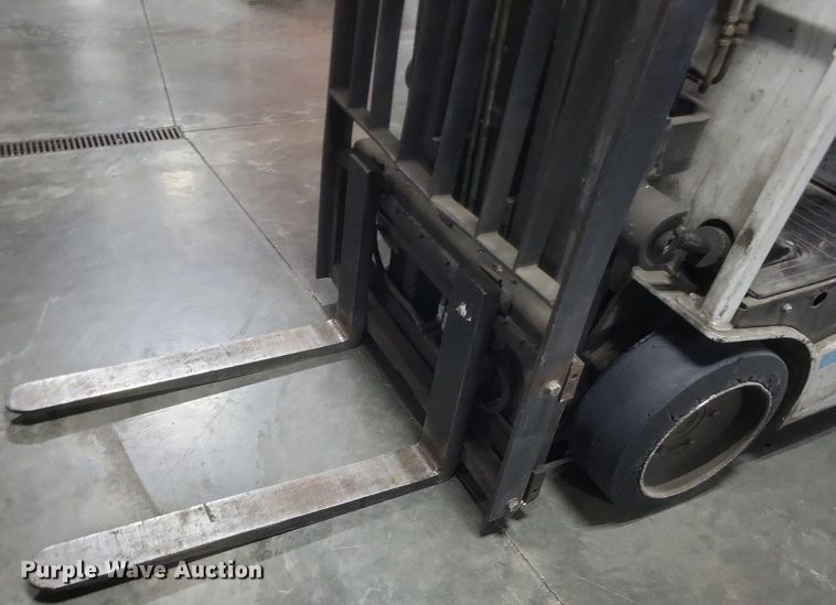 image for item EJ7896 Nissan 1N1L18V forklift