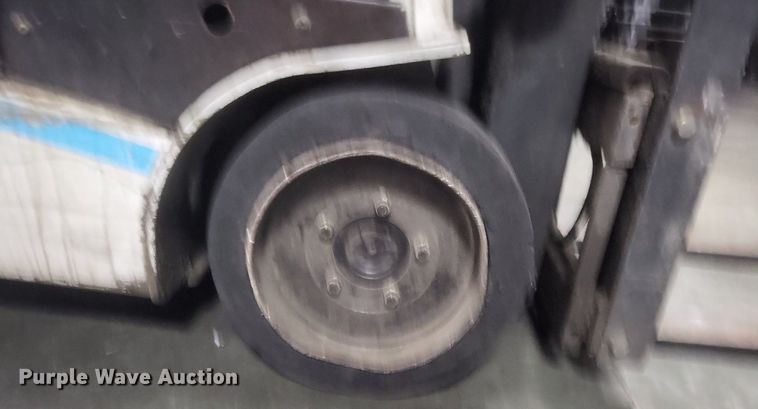 image for item EJ7896 Nissan 1N1L18V forklift