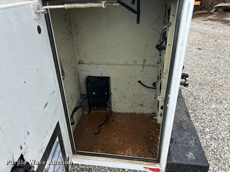 image for item EK4257 2012 Ford F450 XL Super Duty utility / service truck