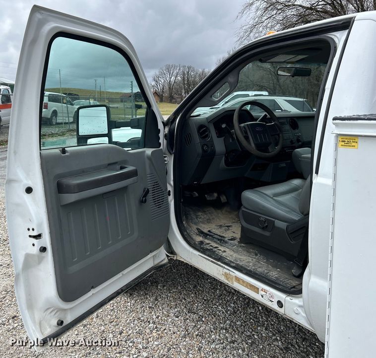 image for item EK4257 2012 Ford F450 XL Super Duty utility / service truck