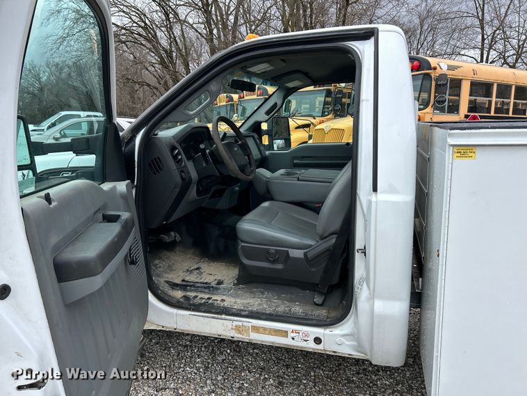 image for item EK4257 2012 Ford F450 XL Super Duty utility / service truck