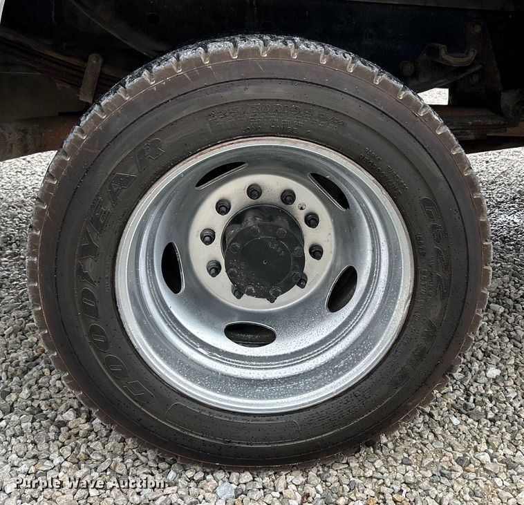 image for item EK4257 2012 Ford F450 XL Super Duty utility / service truck