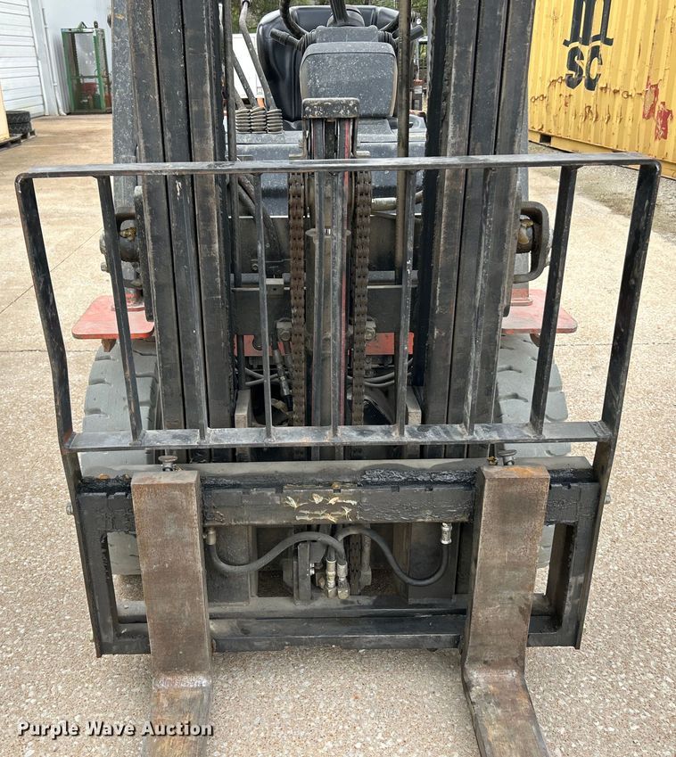 image for item EK4432 2005 Toyota  7FGU25 forklift