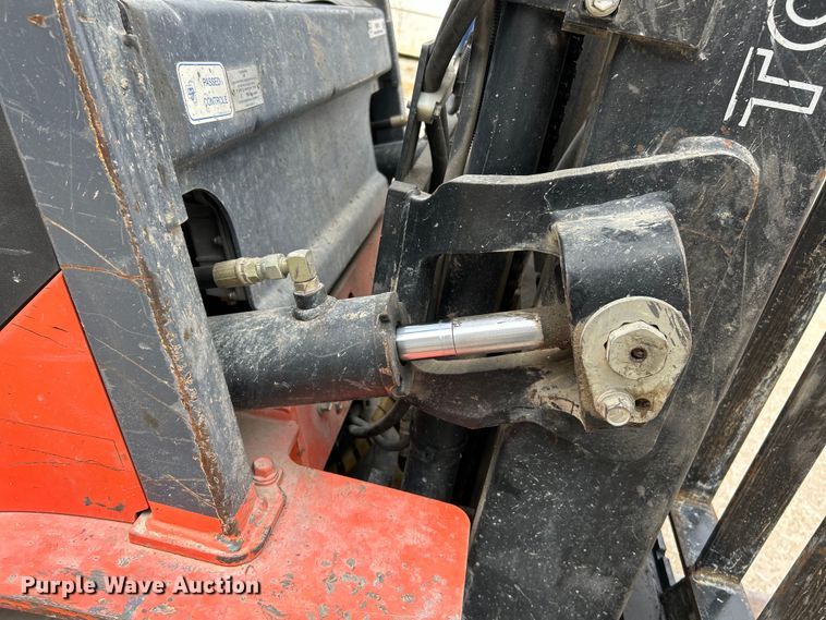 image for item EK4433 2005 Toyota 7FGU25 forklift