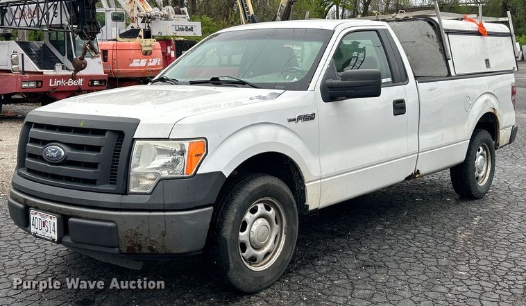 image for item EK4438 2010 Ford F150 XL pickup truck