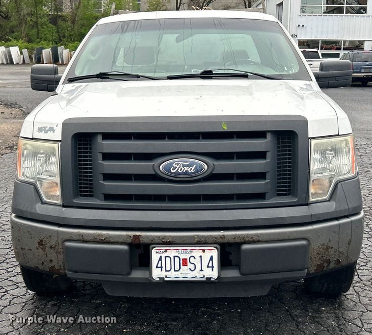 image for item EK4438 2010 Ford F150 XL pickup truck