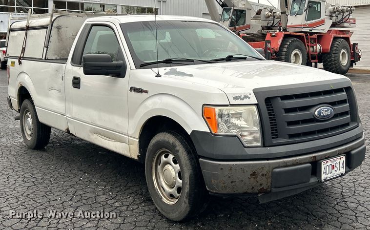 image for item EK4438 2010 Ford F150 XL pickup truck