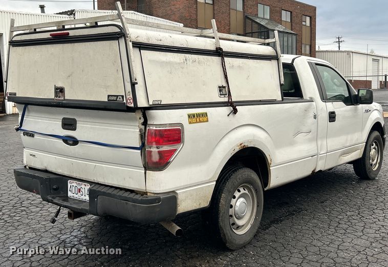 image for item EK4438 2010 Ford F150 XL pickup truck