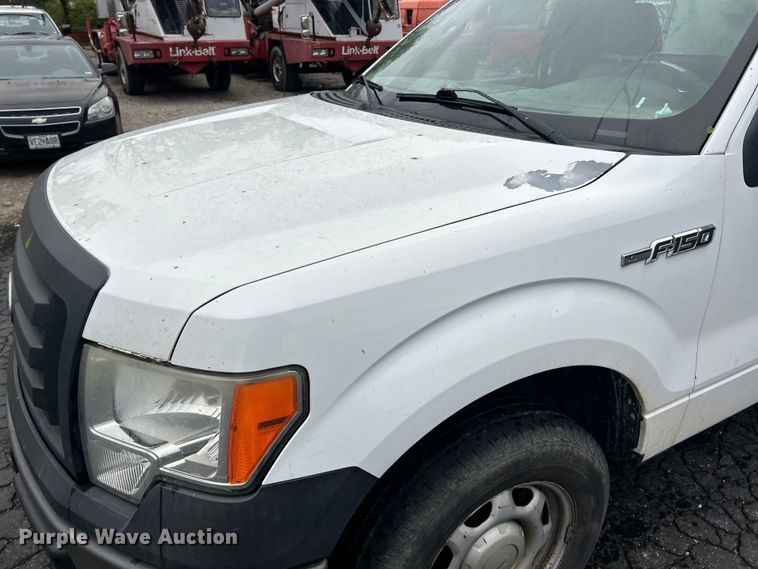 image for item EK4438 2010 Ford F150 XL pickup truck