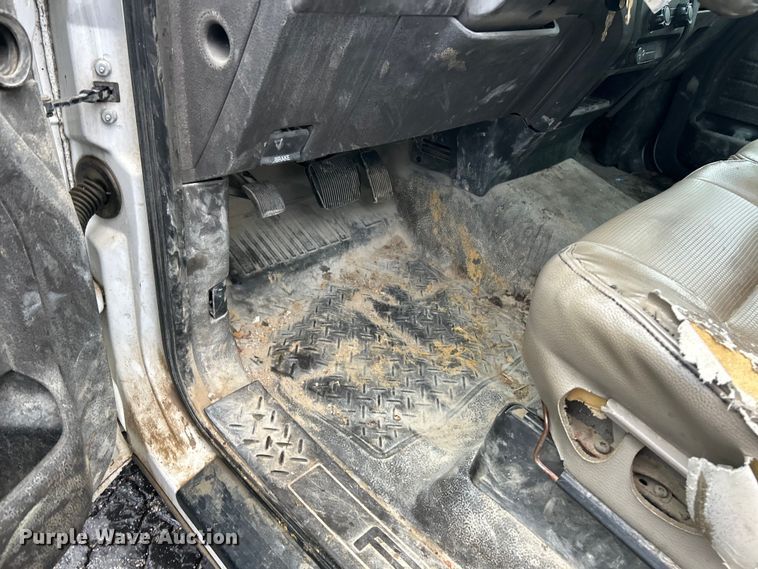 image for item EK4438 2010 Ford F150 XL pickup truck