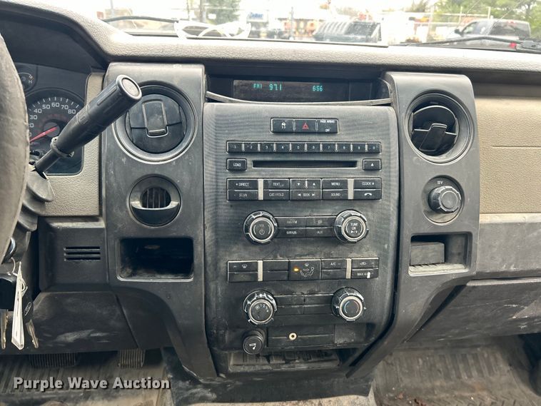 image for item EK4438 2010 Ford F150 XL pickup truck