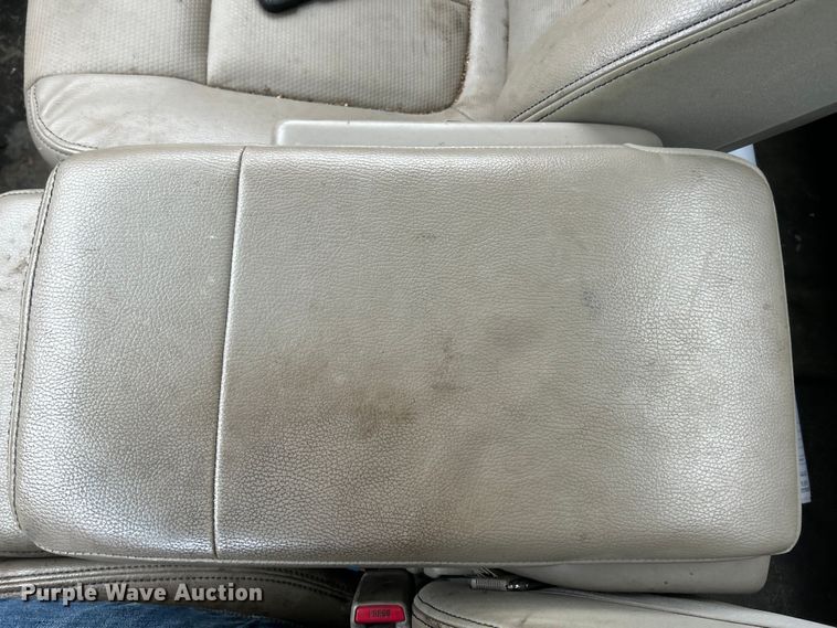 image for item EK4438 2010 Ford F150 XL pickup truck