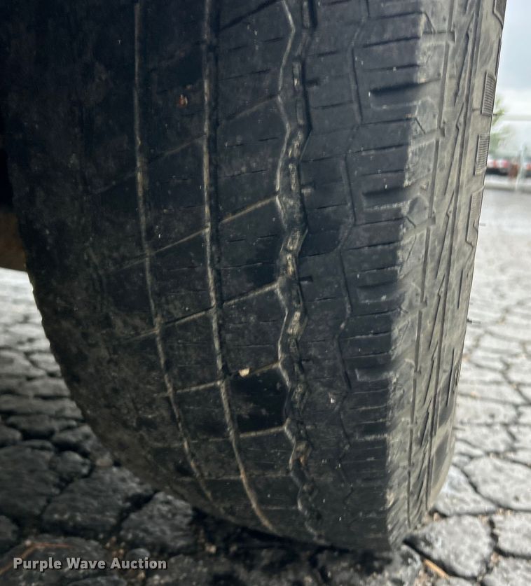 image for item EK4438 2010 Ford F150 XL pickup truck