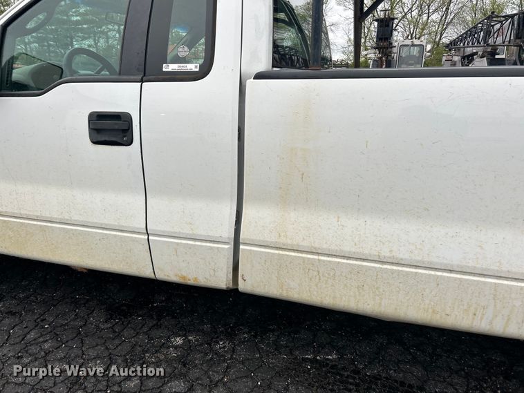 image for item EK4439 2008 Ford F150 XL pickup truck