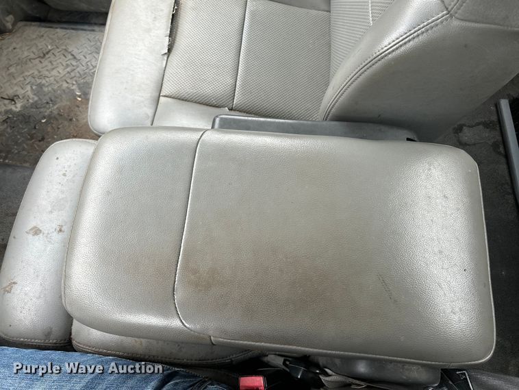 image for item EK4439 2008 Ford F150 XL pickup truck