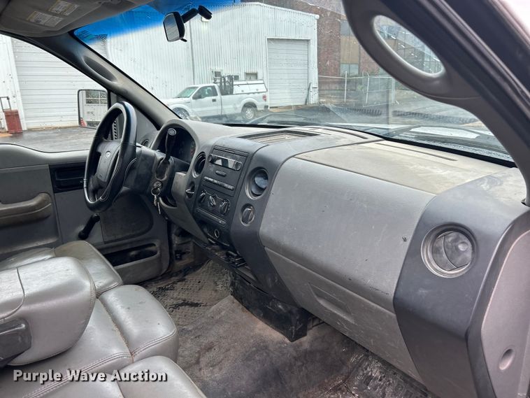 image for item EK4439 2008 Ford F150 XL pickup truck