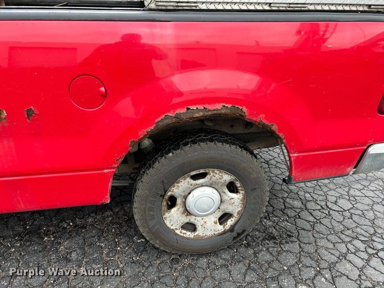 image for item EK4440 2007 Ford F150 XL pickup truck
