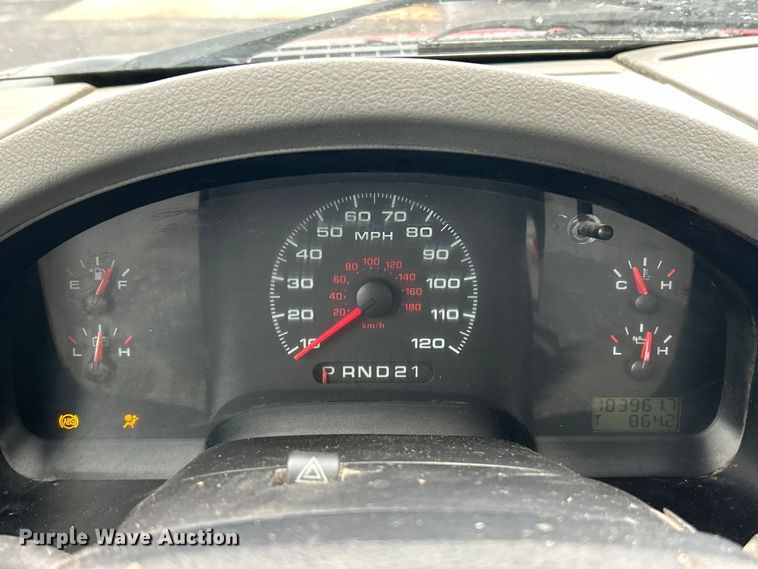 image for item EK4440 2007 Ford F150 XL pickup truck