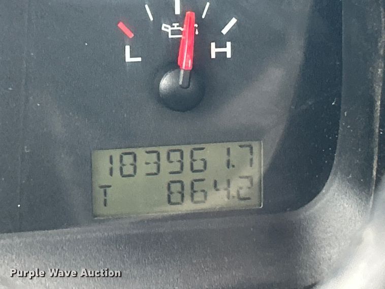 image for item EK4440 2007 Ford F150 XL pickup truck