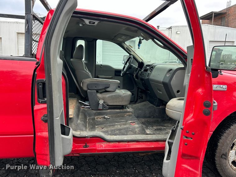 image for item EK4440 2007 Ford F150 XL pickup truck