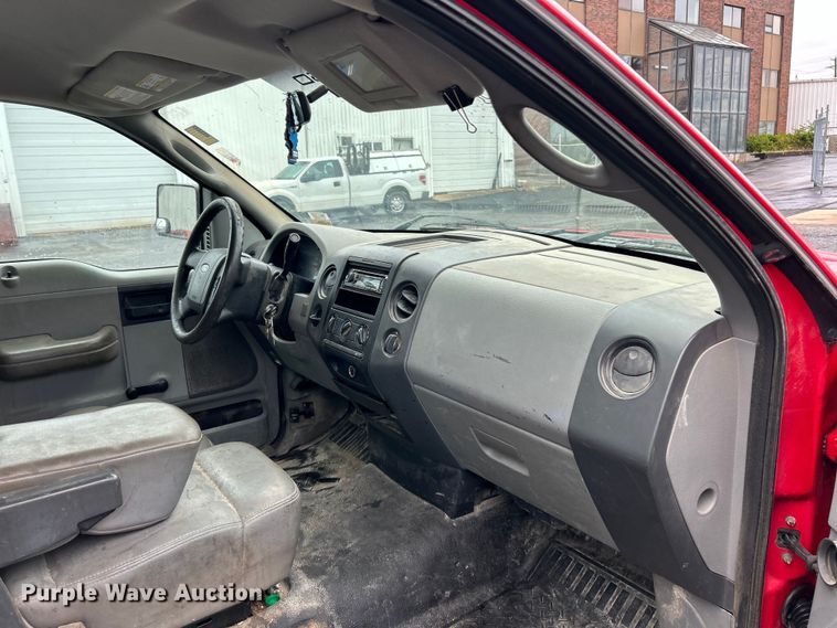 image for item EK4440 2007 Ford F150 XL pickup truck