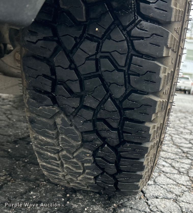 image for item EK4440 2007 Ford F150 XL pickup truck