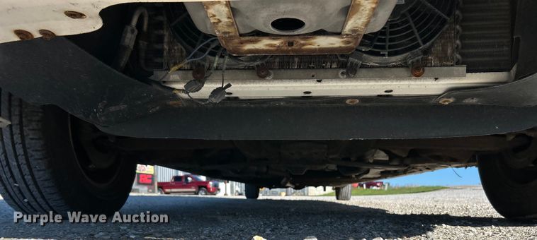 image for item EK4456 2000 Lincoln  Town Car Executive Series limousine 