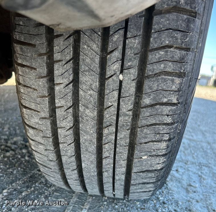 image for item EK4456 2000 Lincoln  Town Car Executive Series limousine 