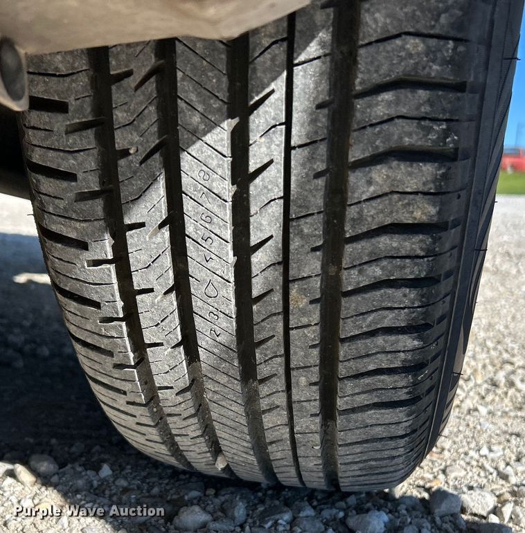 image for item EK4456 2000 Lincoln  Town Car Executive Series limousine 