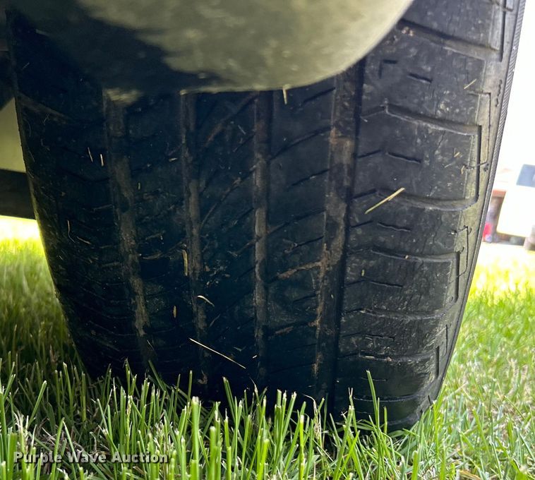 image for item EK4461 2011 Volkswagen  Routan S van