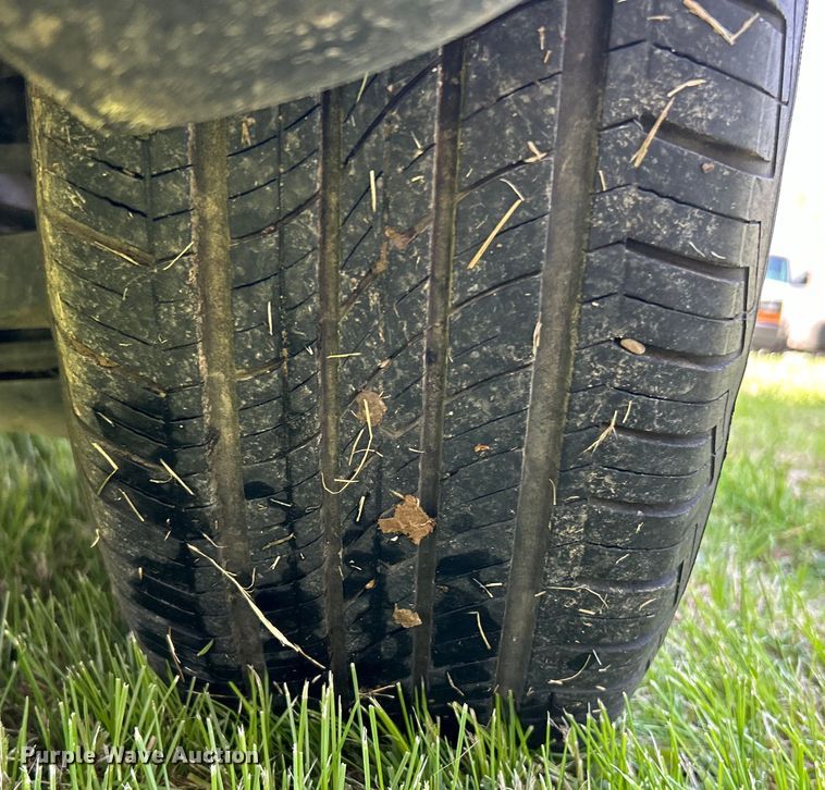 image for item EK4461 2011 Volkswagen  Routan S van